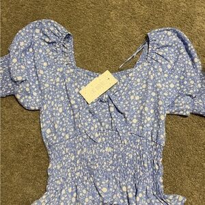 Blue and White Patterned Cropped Blouse